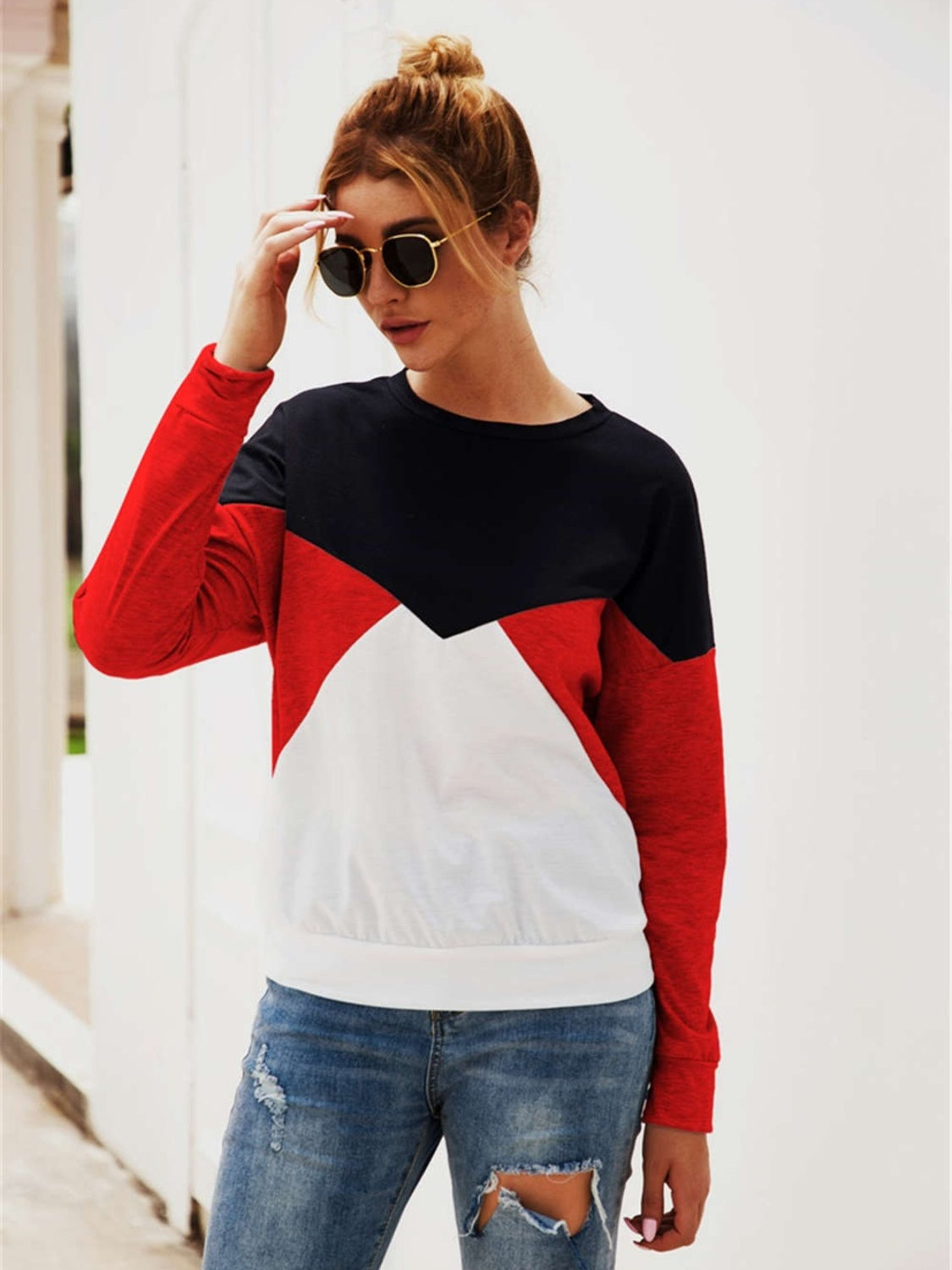 Color Block Round Neck Long Sleeve Top