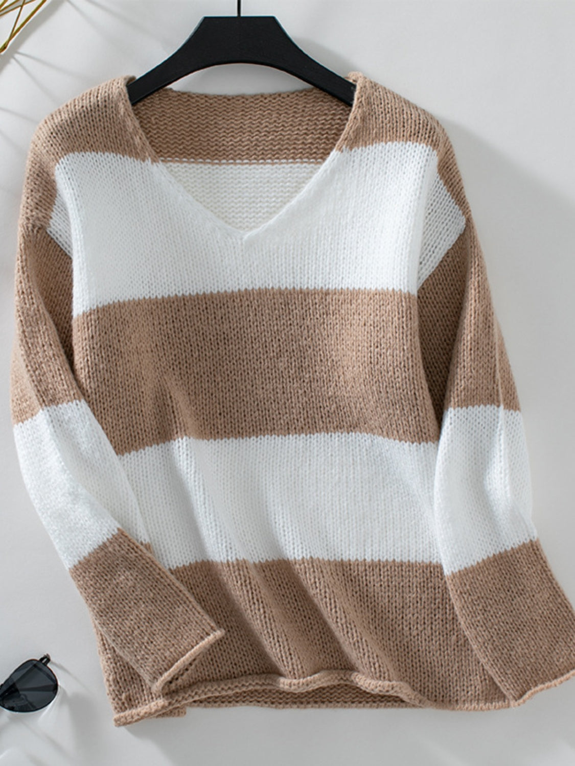 Color Block V-Neck Long Sleeve Sweater