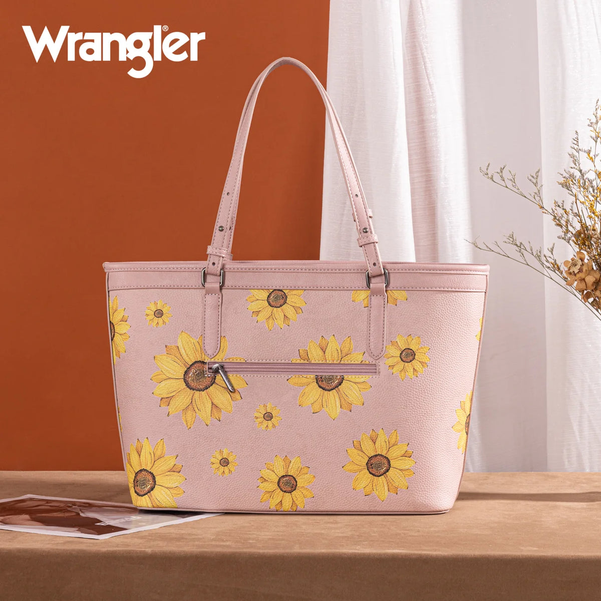 Wrangler Sunflower Print Tote Bag (Pre-order item)