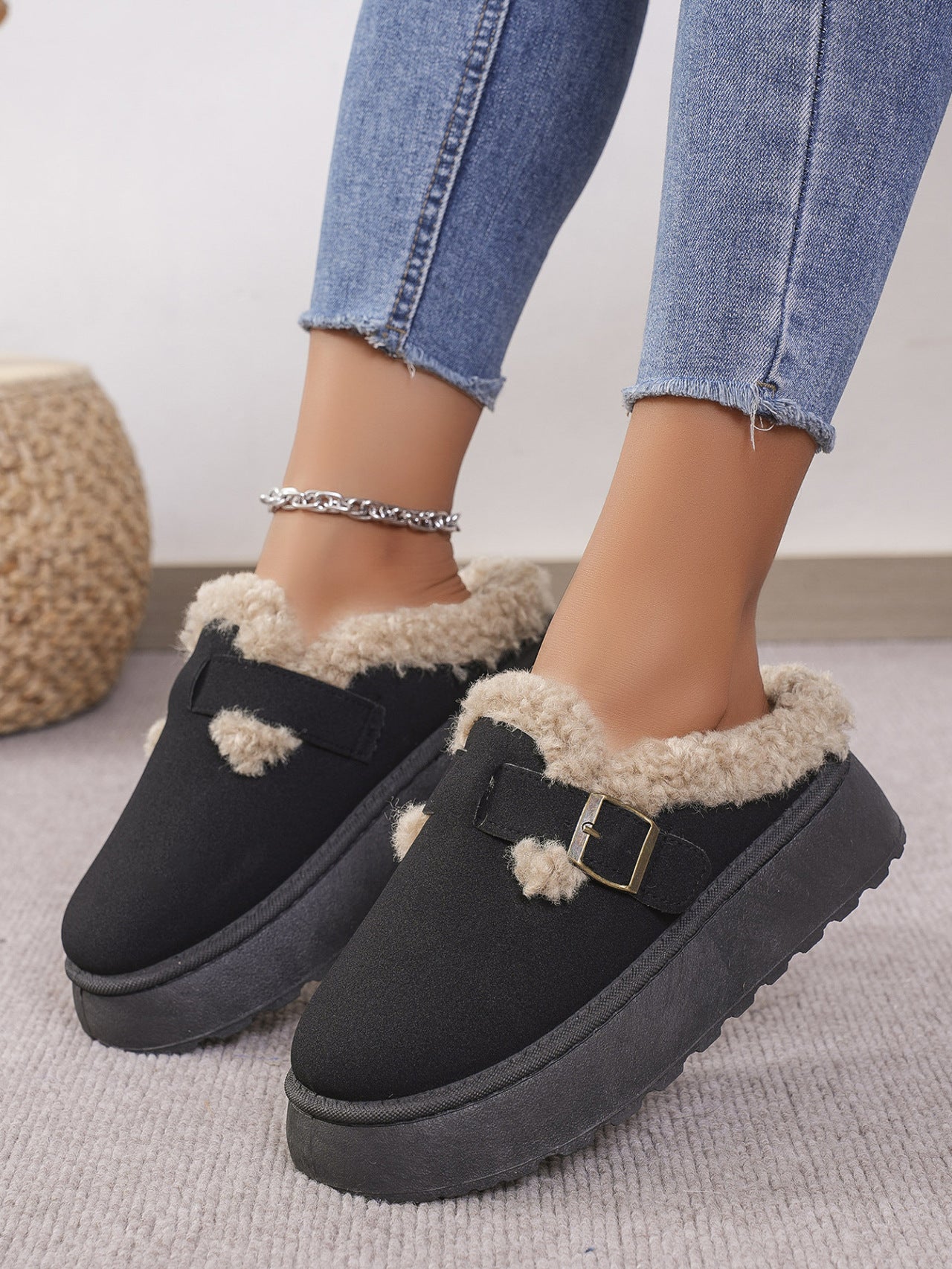 Thermal Fuzzy Buckle Platform Slippers