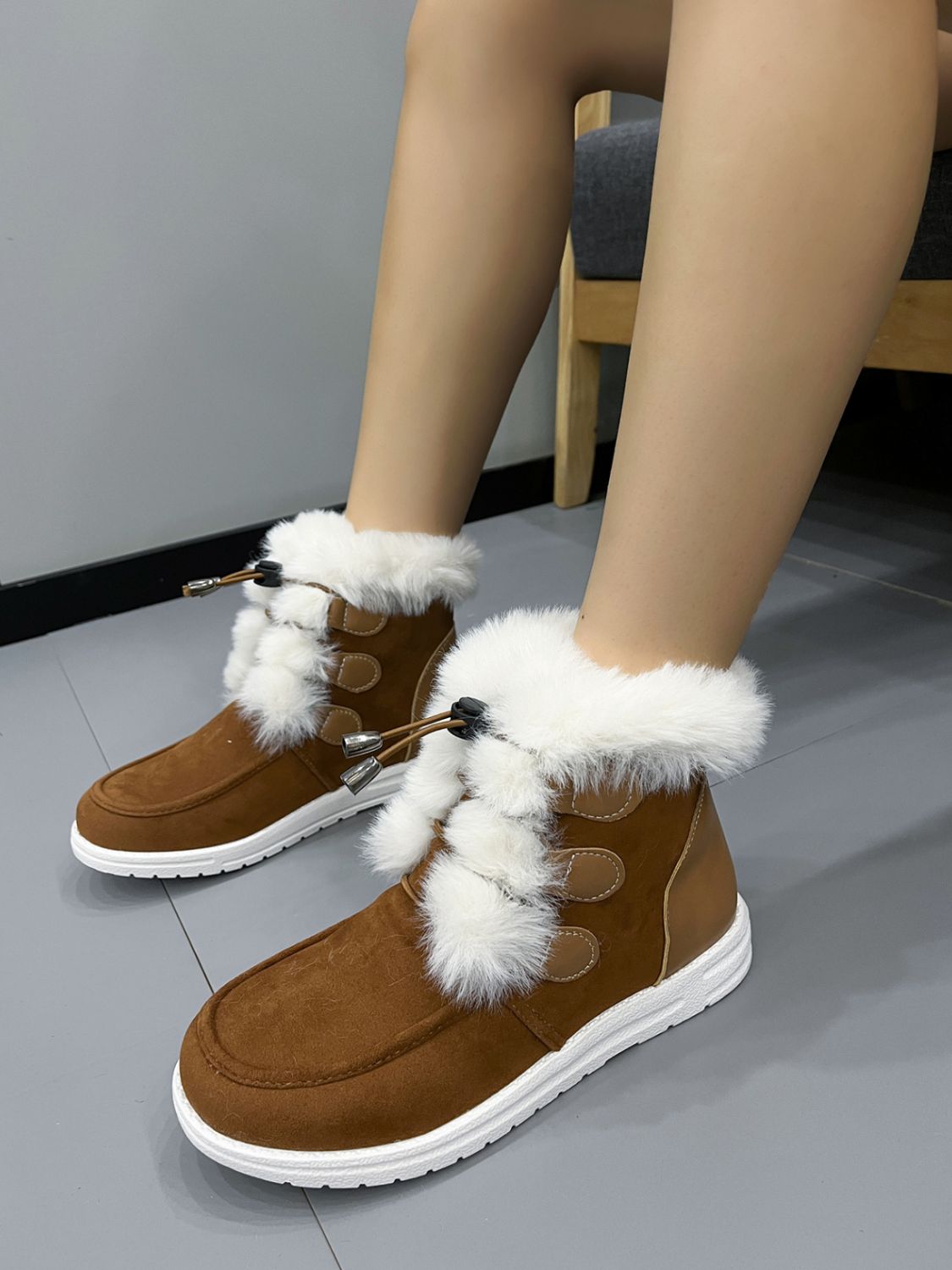 Plush Detail Suede Round Toe Boots