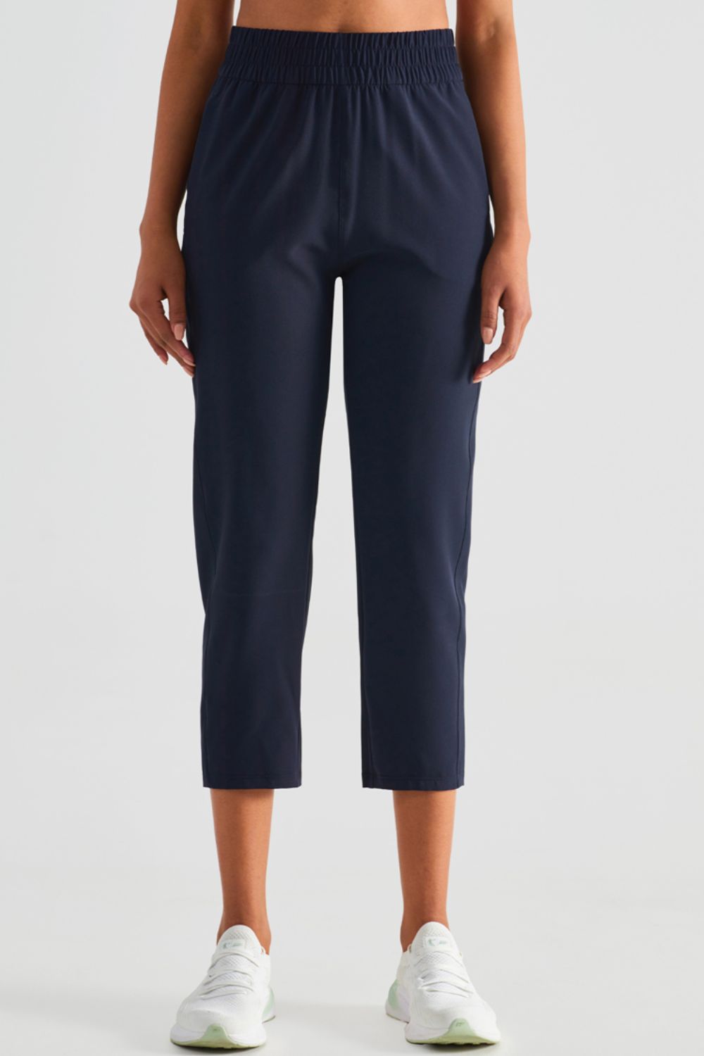 Elastic Waist Cropped Sports Pants