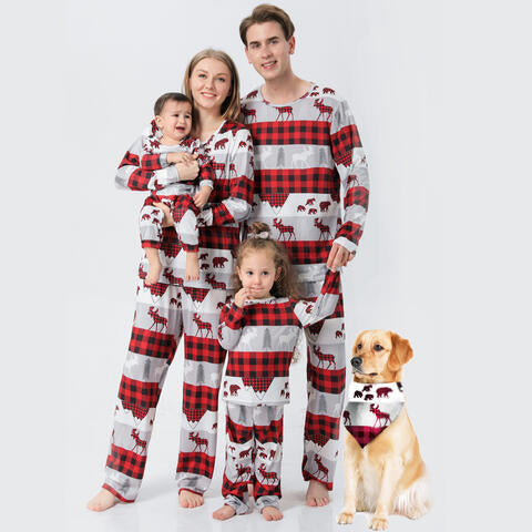 Men Reindeer & Plaid Top and Pants Set